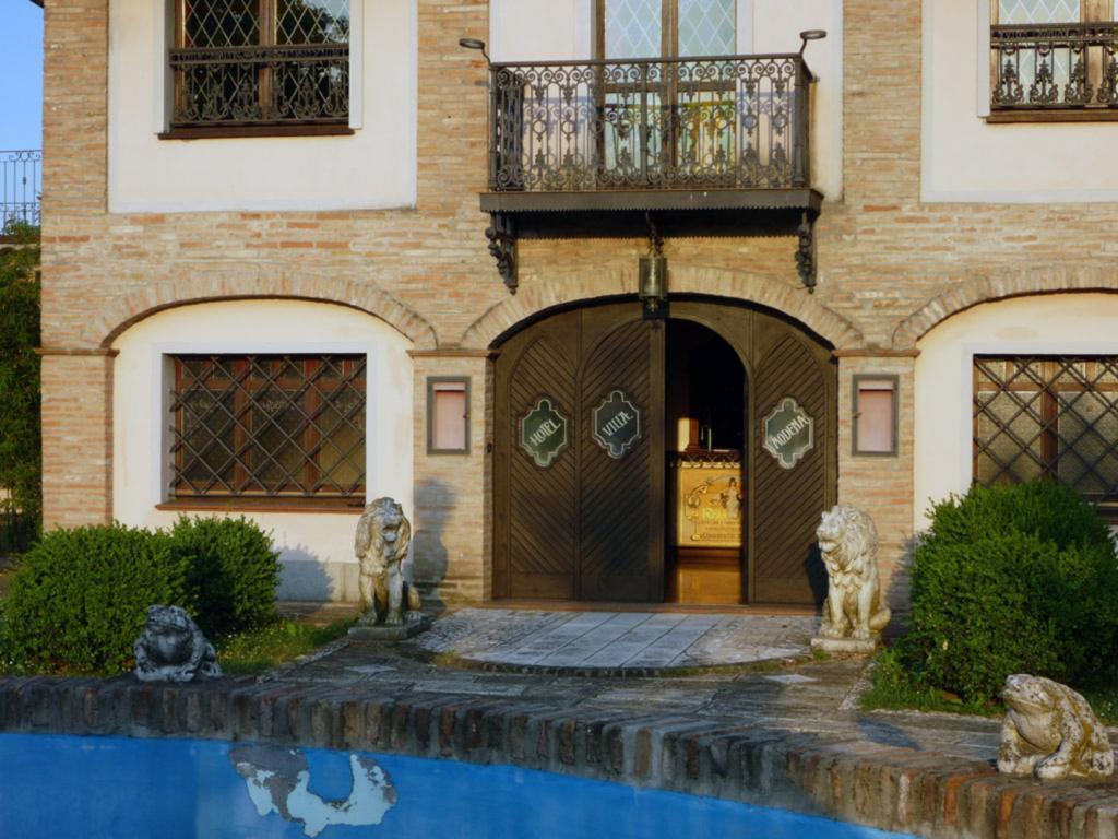 Hotel Villino Della Flanella Modena Exterior foto