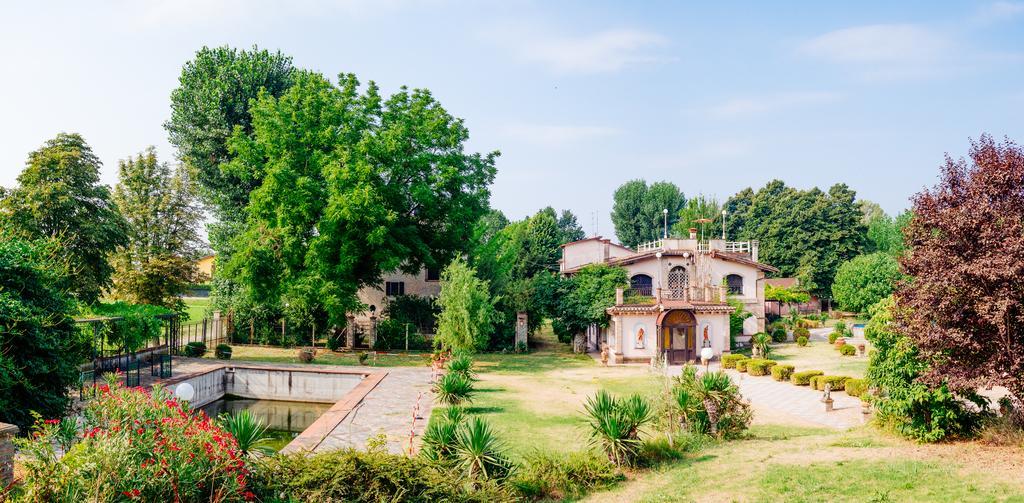 Hotel Villino Della Flanella Modena Exterior foto