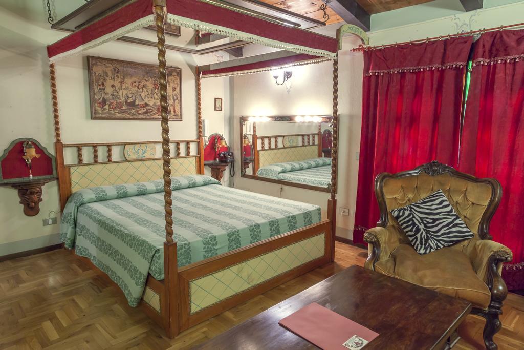 Hotel Villino Della Flanella Modena Zimmer foto